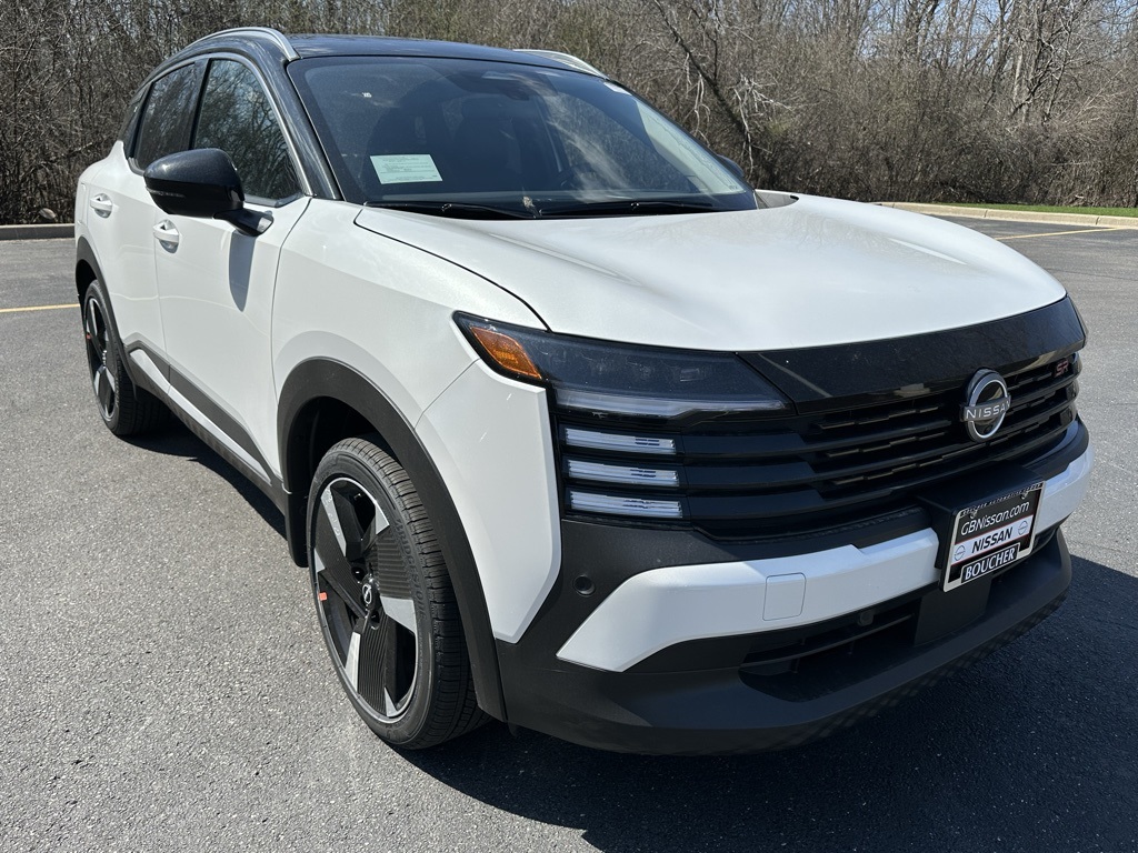 2025 Nissan Kicks SR photo 2