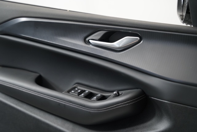 2025 Jeep Grand Cherokee Altitude photo 18