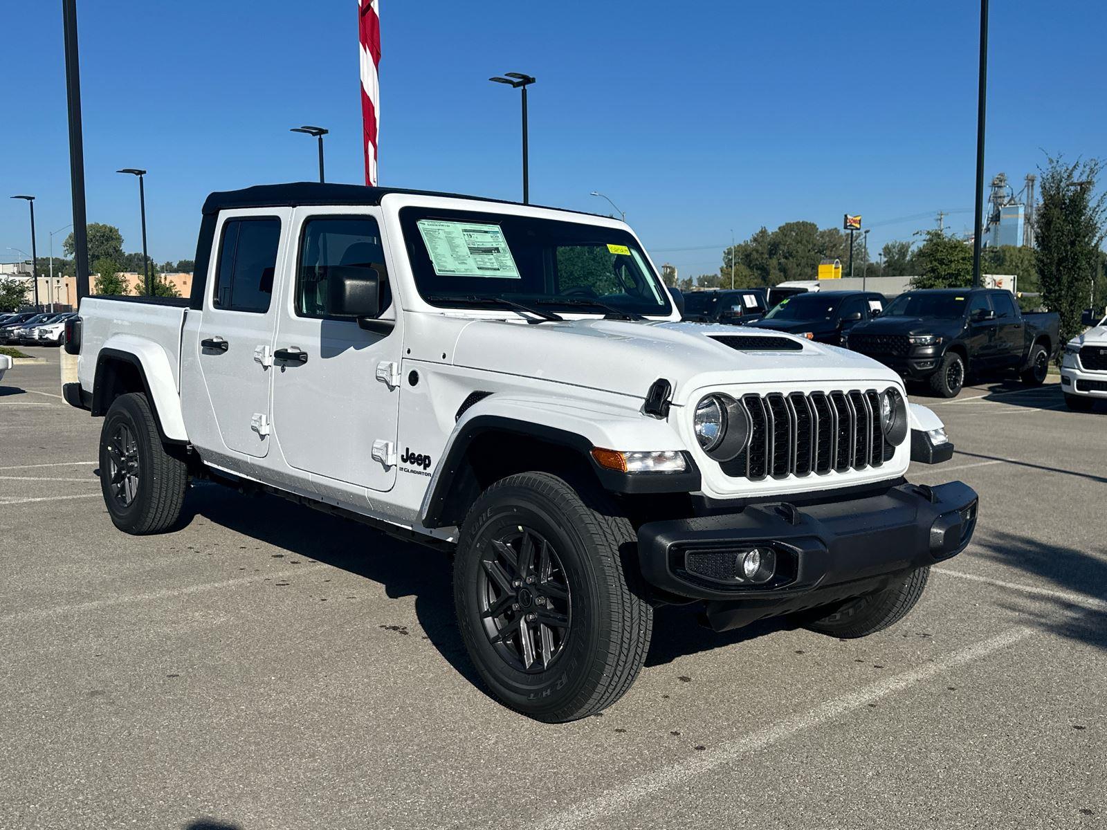 2025 Jeep Gladiator Sport S photo 6