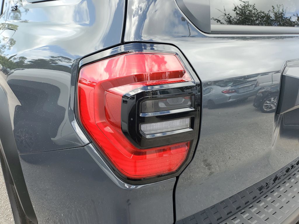 2025 Toyota 4Runner SR5 photo 12