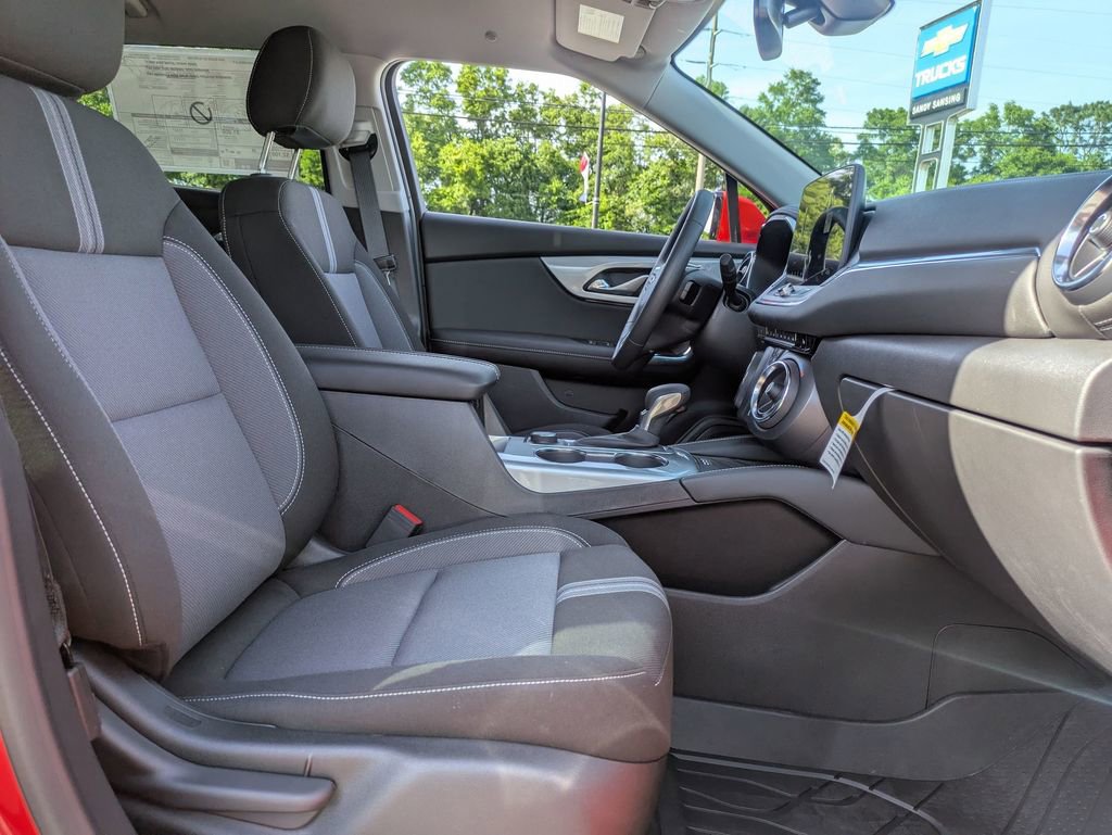 2025 Chevrolet Blazer 2LT photo 22