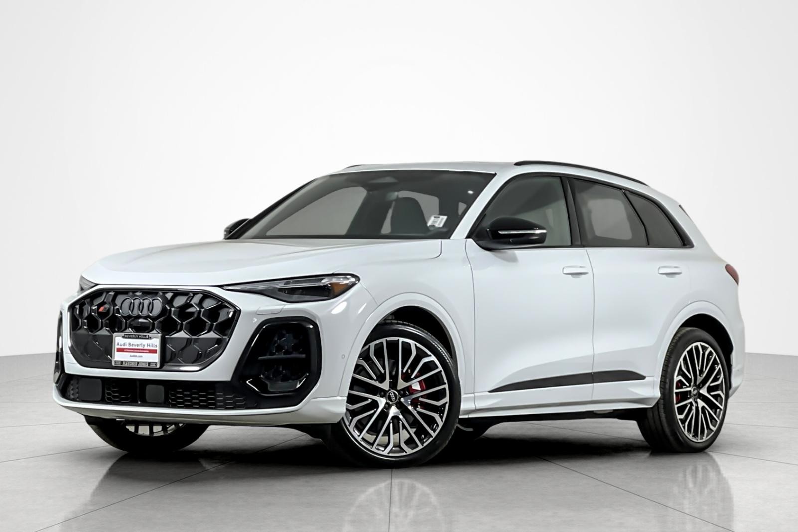 2025 Audi New SQ5 Premium Plus's photo