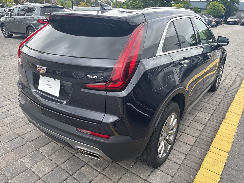 2023 Cadillac XT4 Premium Luxury photo 8