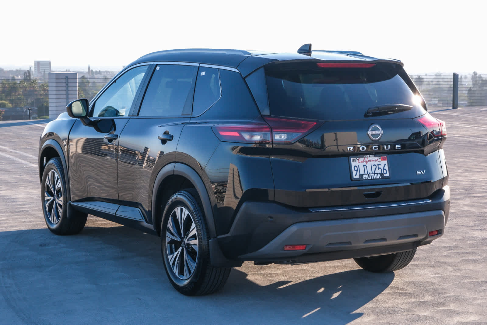 2023 Nissan Rogue SV photo 6