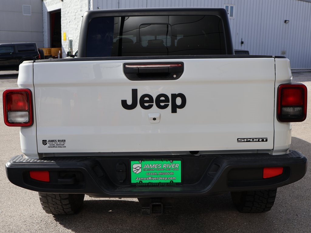 2021 Jeep Gladiator Sport photo 3