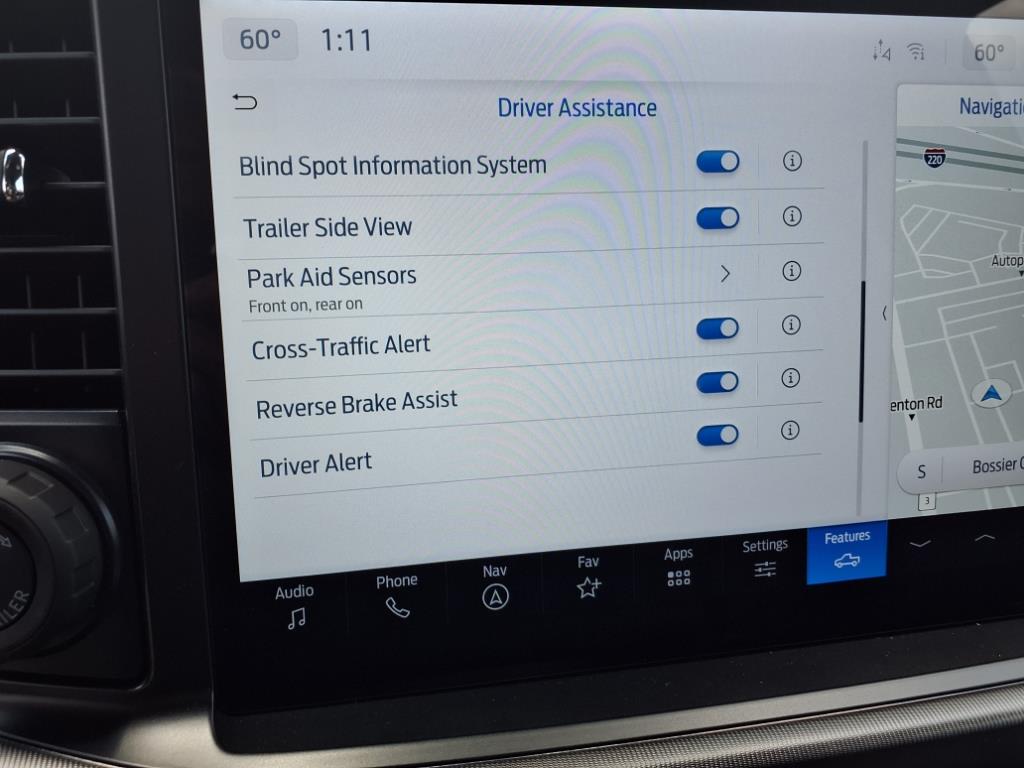 2025 Ford F-150 Lariat photo 10