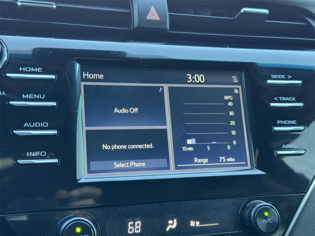 2018 Toyota Camry XLE XSE photo 3