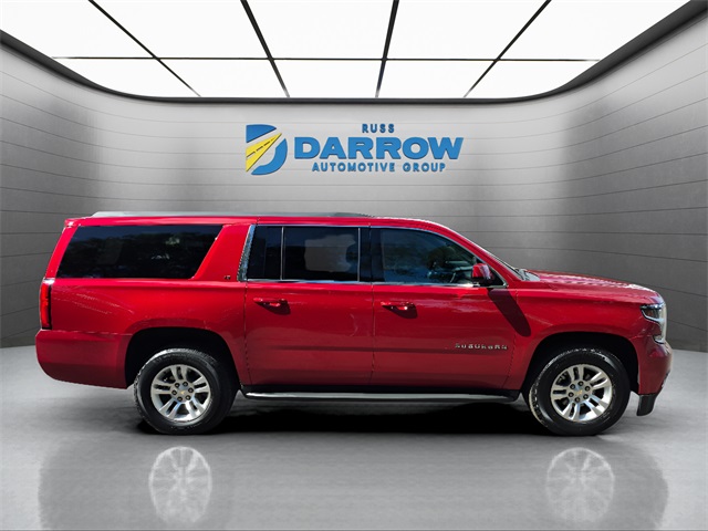 2015 Chevrolet Suburban LT photo 3