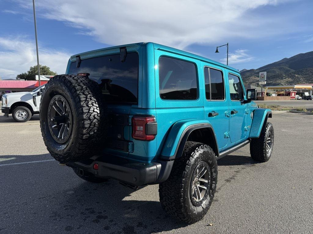 2024 Jeep Wrangler Rubicon 392 photo 3