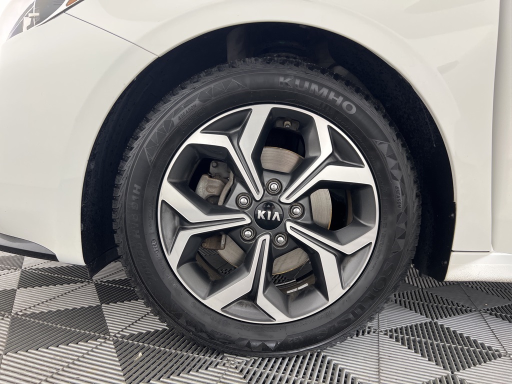 2020 Kia Forte LXS photo 8