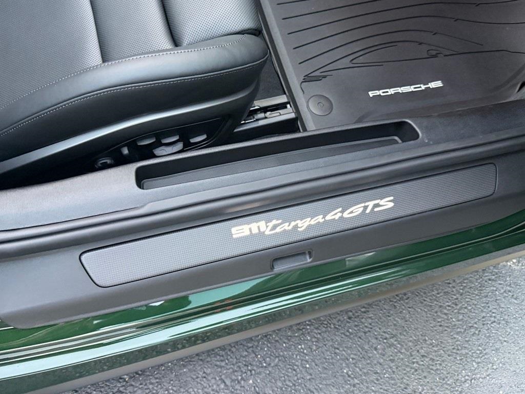 2026 PORSCHE 911 - Image 4