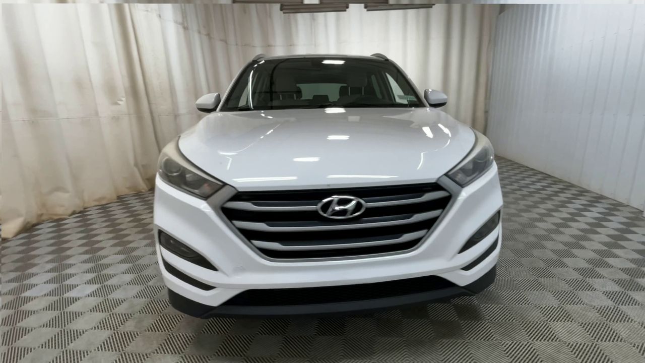 2017 Hyundai Tucson SE photo 3