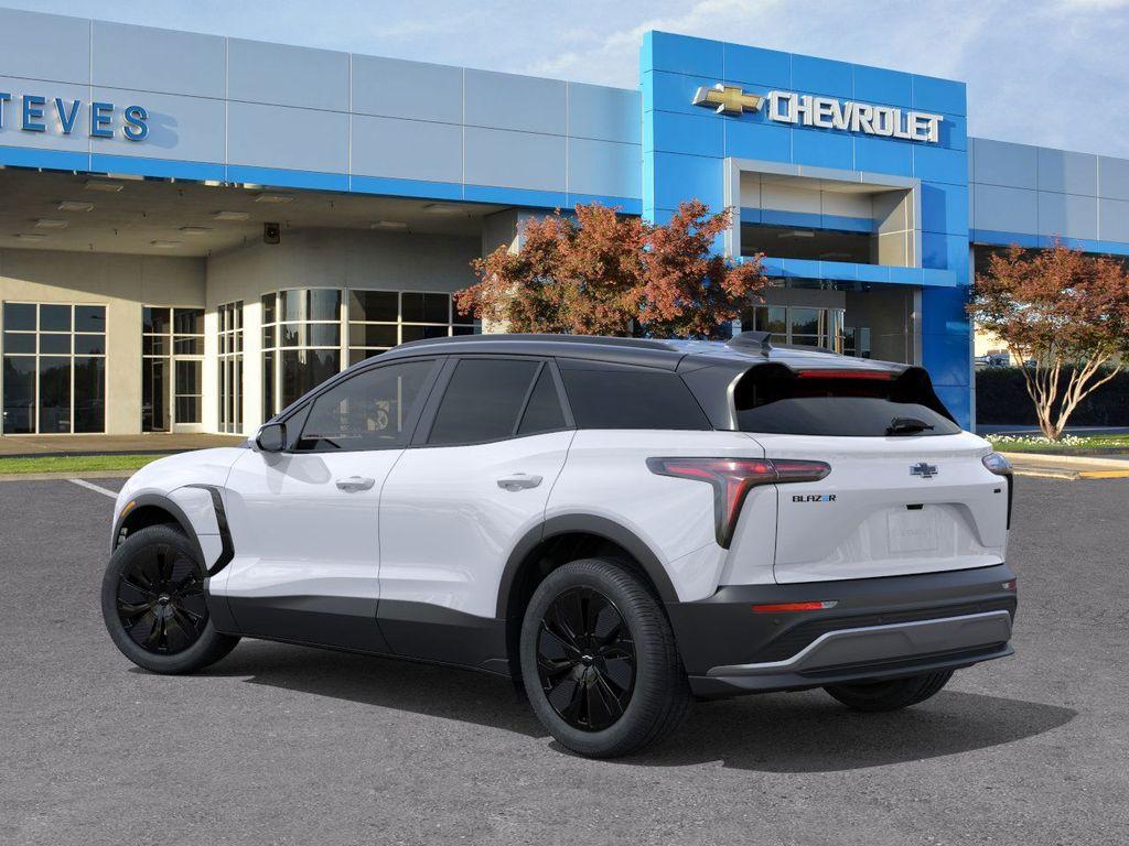 2026 Chevrolet Blazer EV photo 3