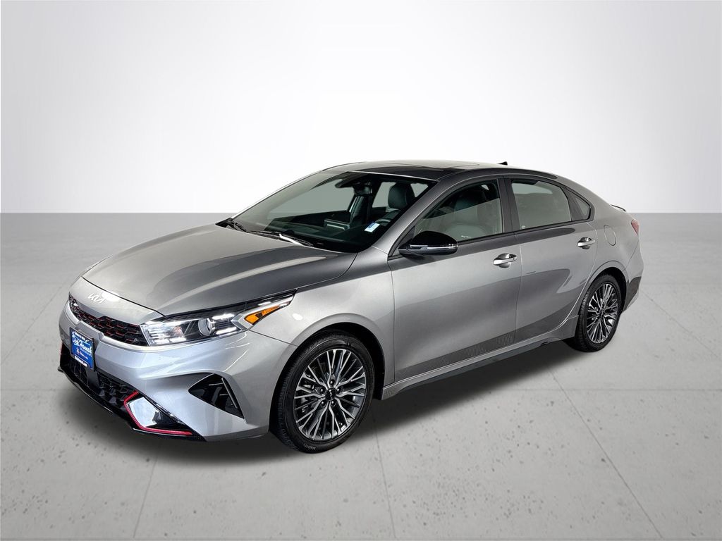 2024 Kia Forte GT-Line photo 2