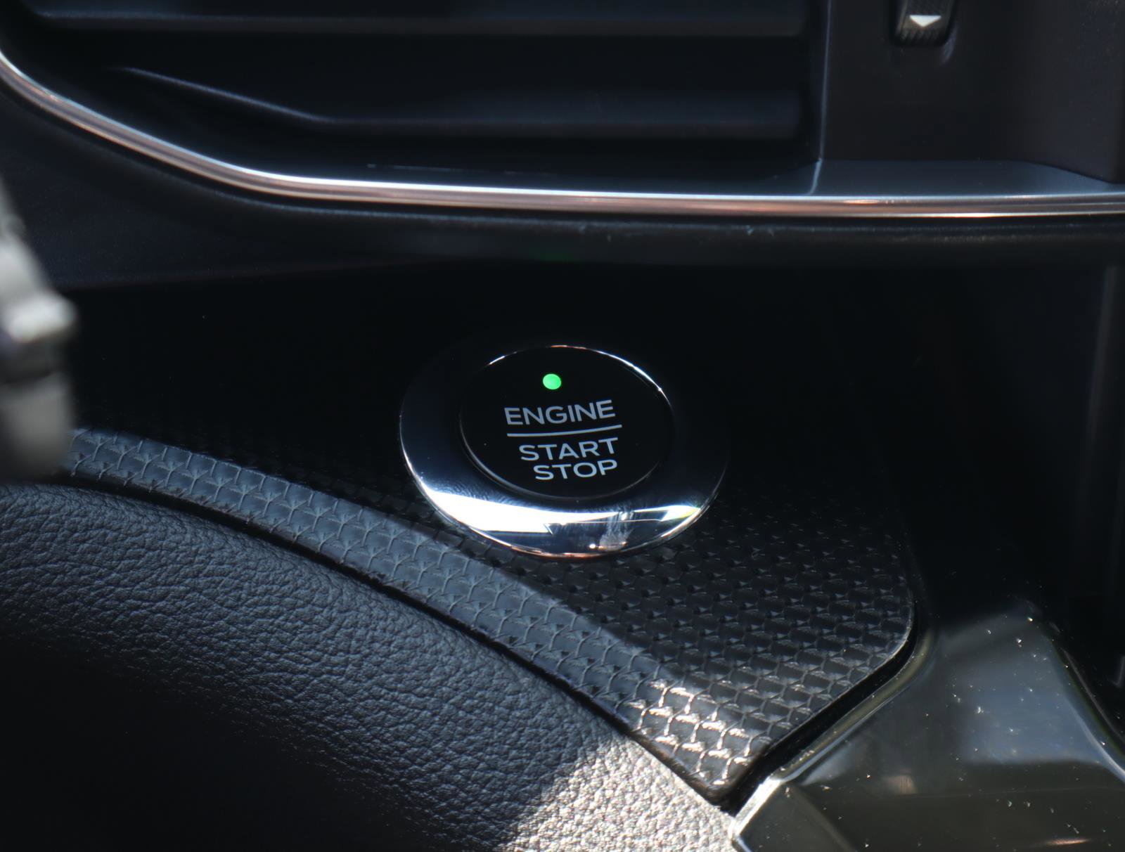 2021 Ford Explorer ST photo 9