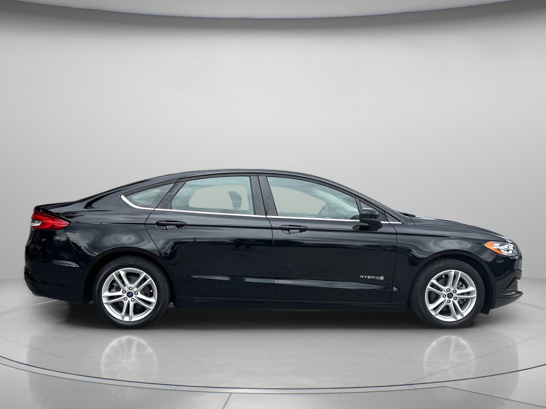 2018 Ford Fusion Hybrid S photo 2