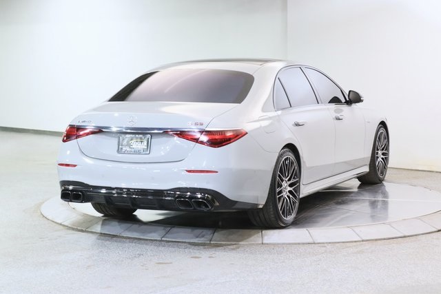 2024 Mercedes Benz S AMG 63 E PERFORMANCE photo 12