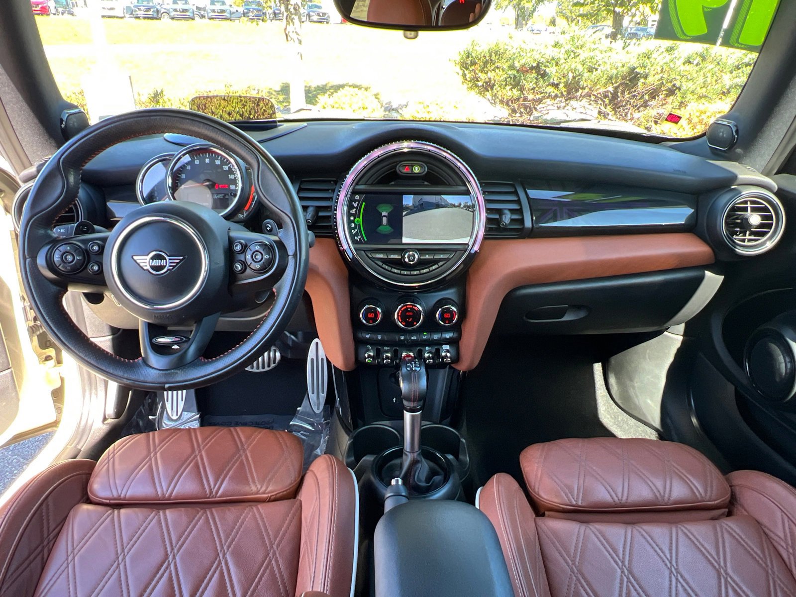 2019 Mini Cooper 2 Door Hardtop Iconic photo 3