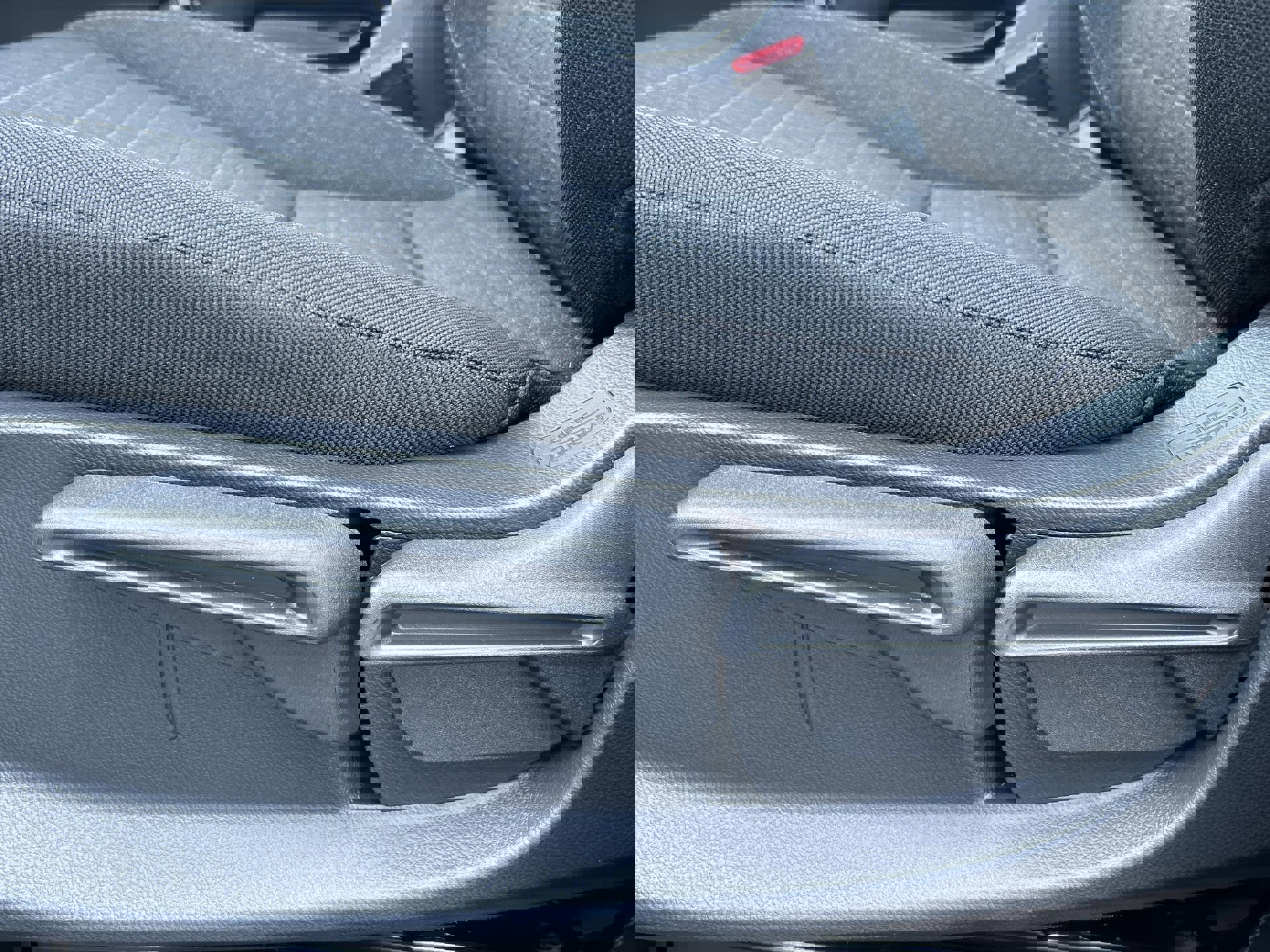 2026 Honda HR-V LX photo 12