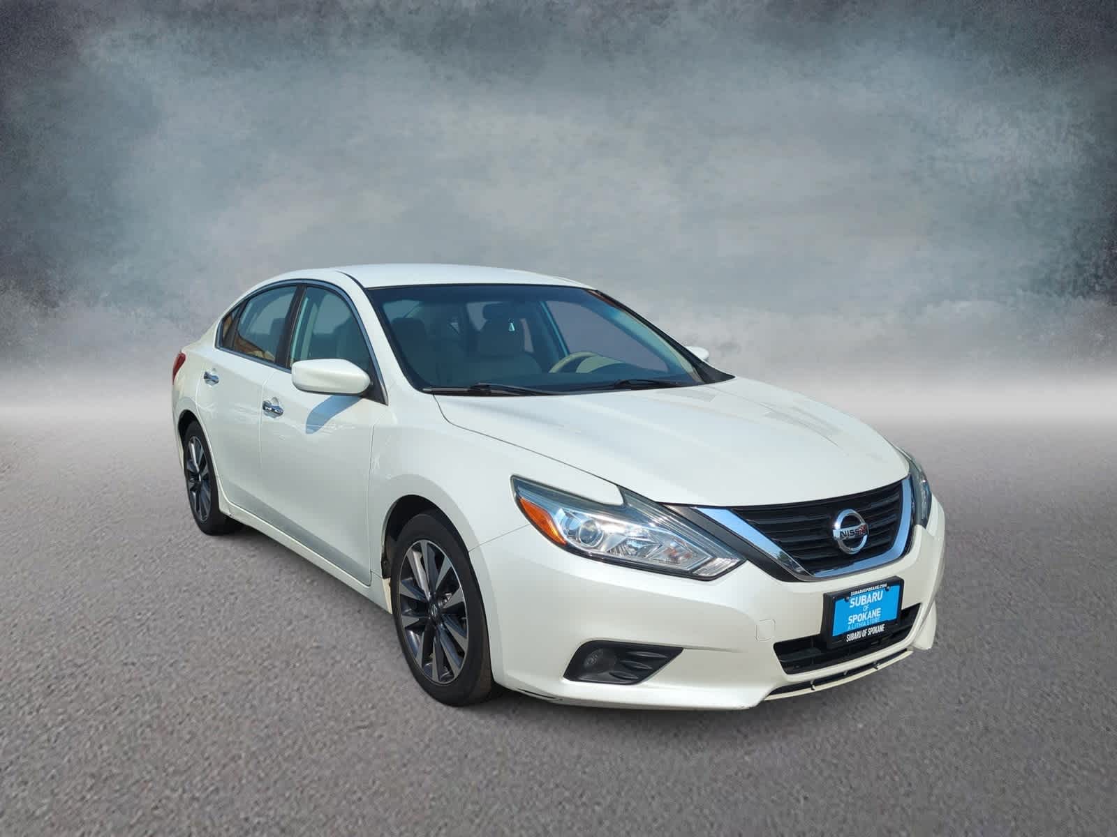 2017 Nissan Altima 2.5 SV photo 2