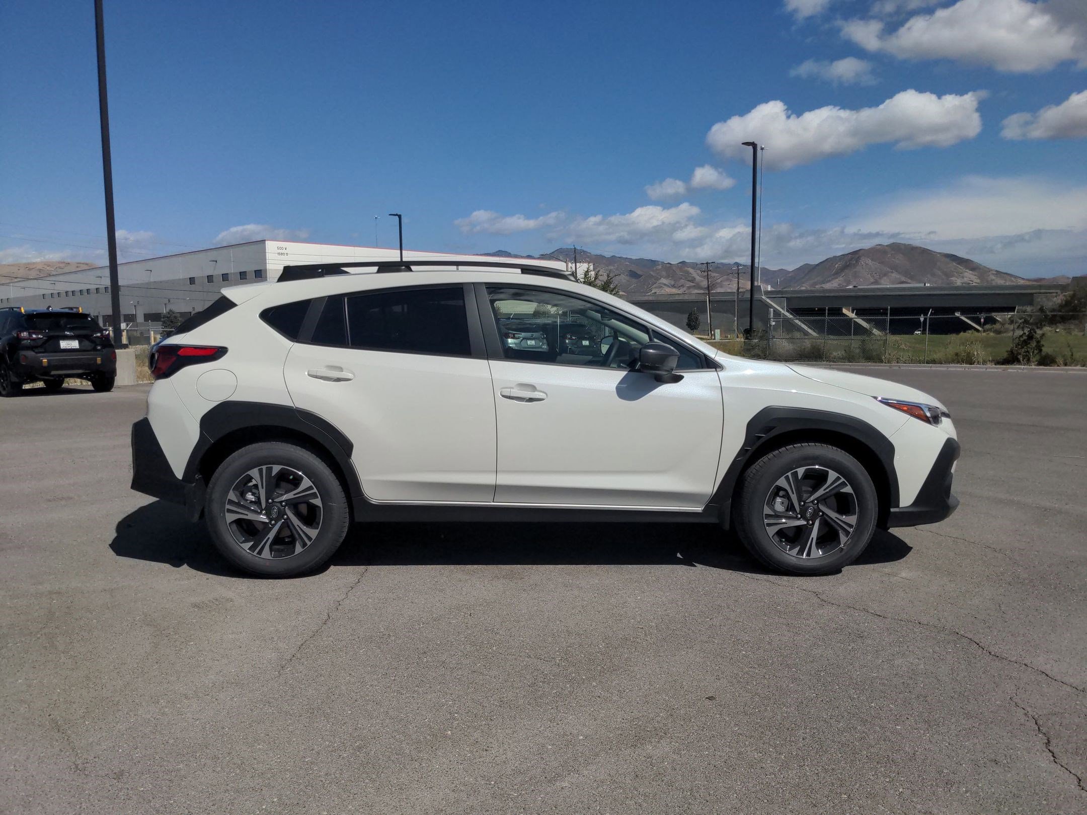 2025 Subaru Crosstrek Premium photo 2