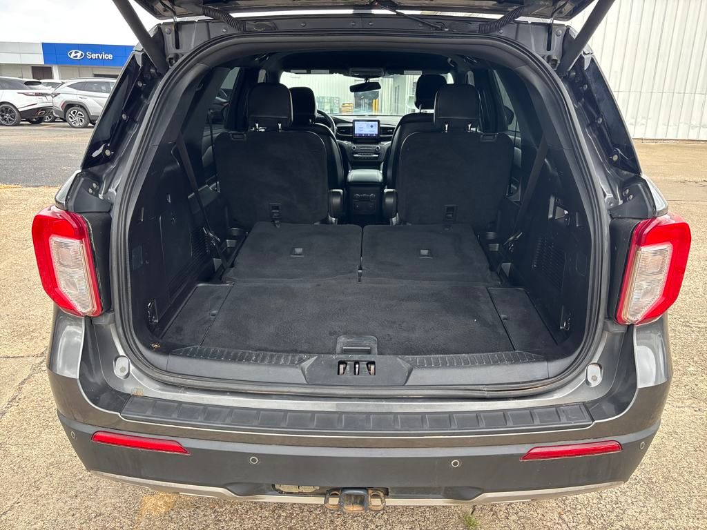 2020 Ford Explorer XLT photo 4