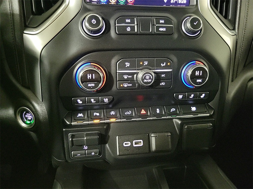 2019 CHEVROLET SILVERADO - Image 18