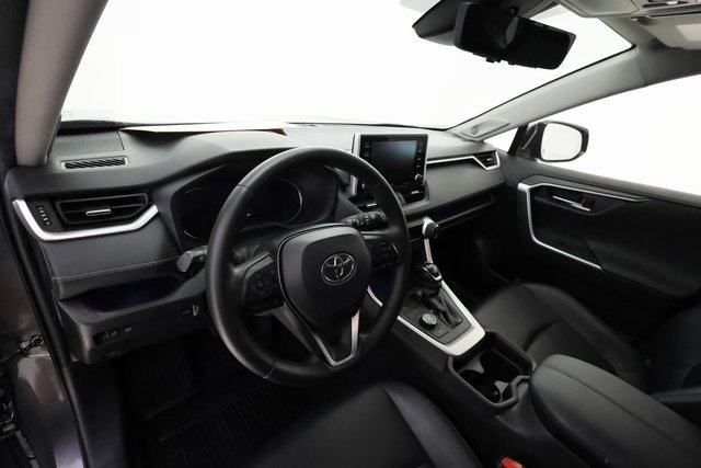 2020 Toyota RAV4 Hybrid Limited photo 10