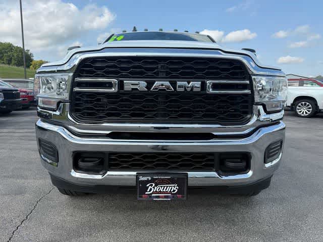 2024 Ram 2500 Tradesman photo 2