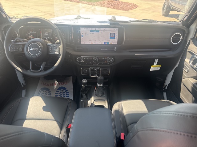 2025 Jeep Gladiator Sport photo 13