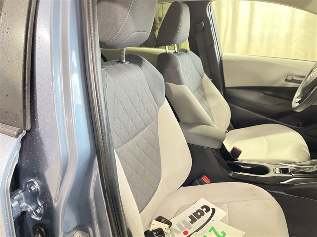 2022 Toyota Corolla Hybrid LE photo 24