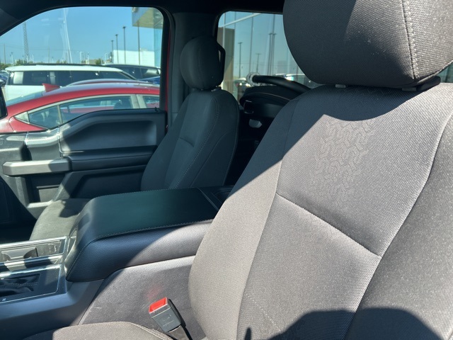 2019 Ford F-150 XLT photo 14