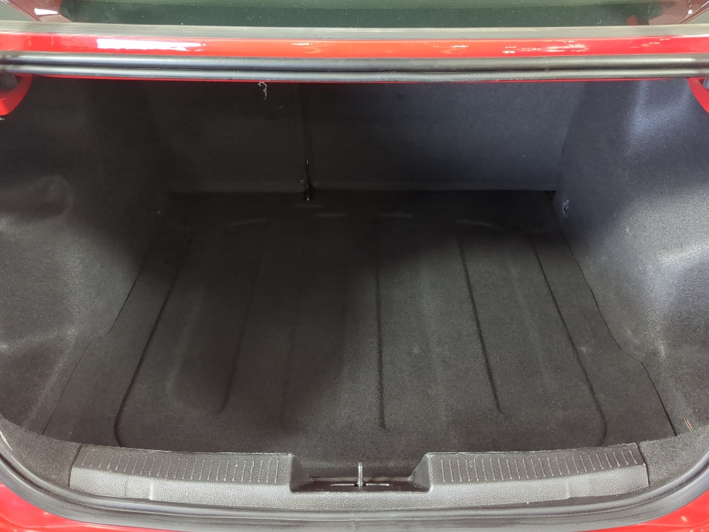 2015 Chevrolet Sonic LTZ photo 13