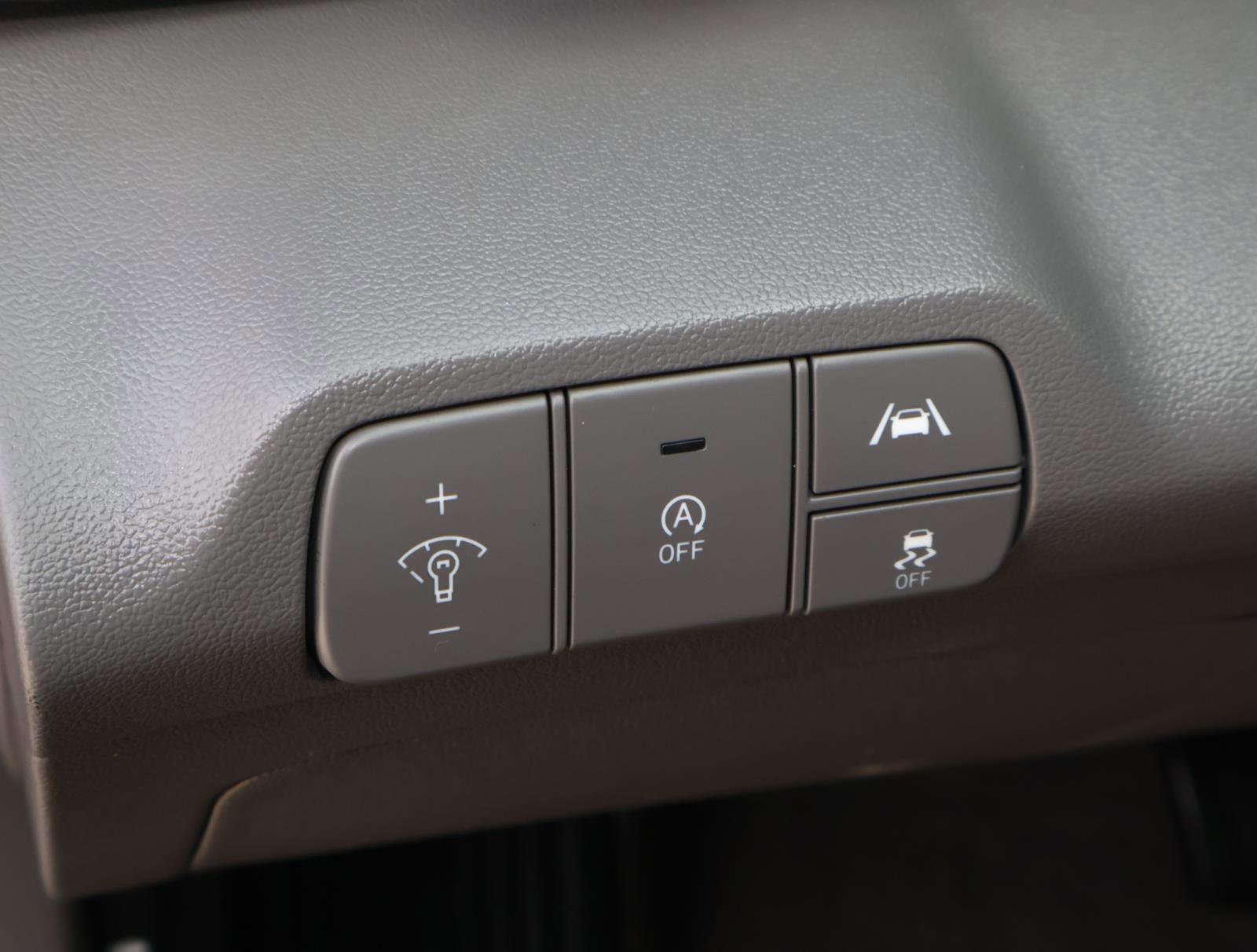 2023 Hyundai Elantra SE photo 22