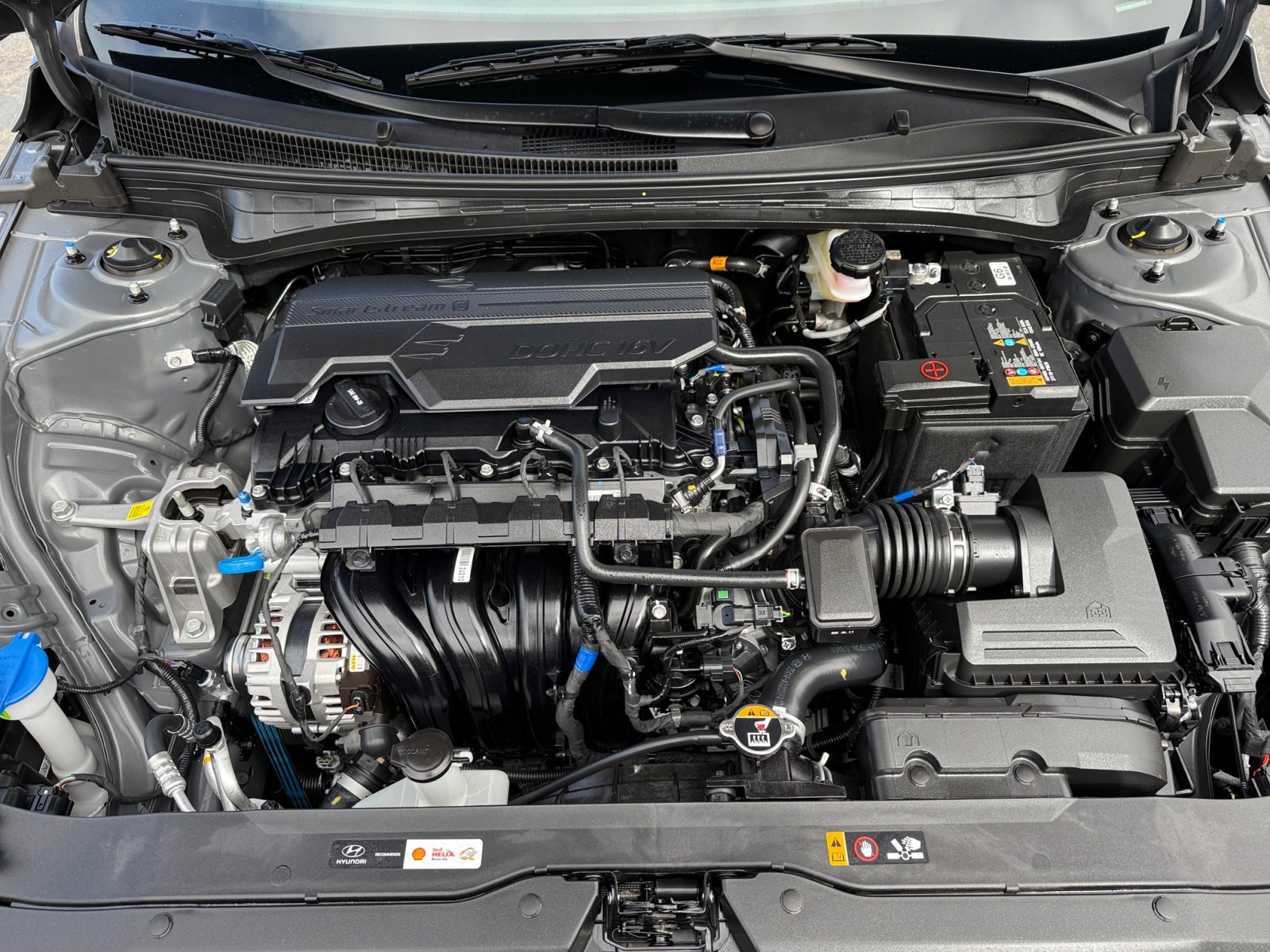 2025 Hyundai Elantra SEL Sport photo 20