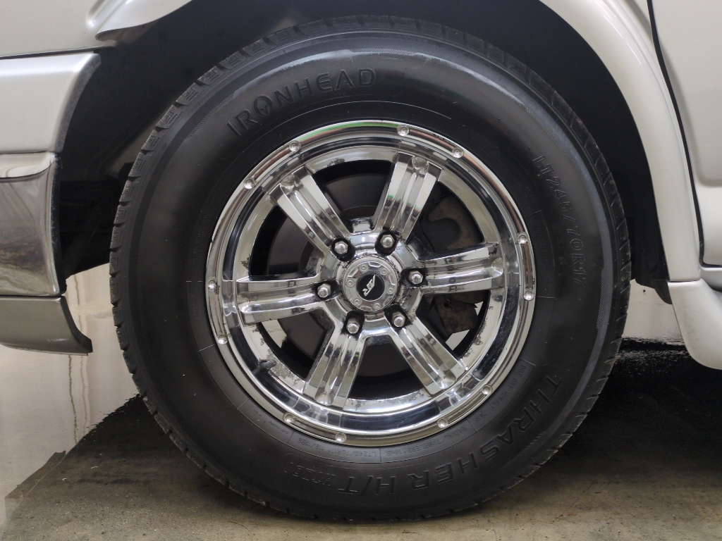 2012 Chevrolet Express Cargo 1500 photo 9