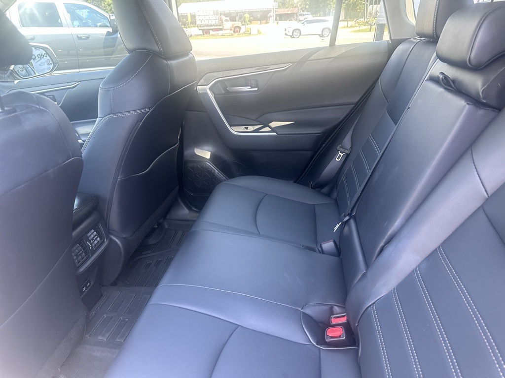 2024 Toyota RAV4 XLE Premium photo 2