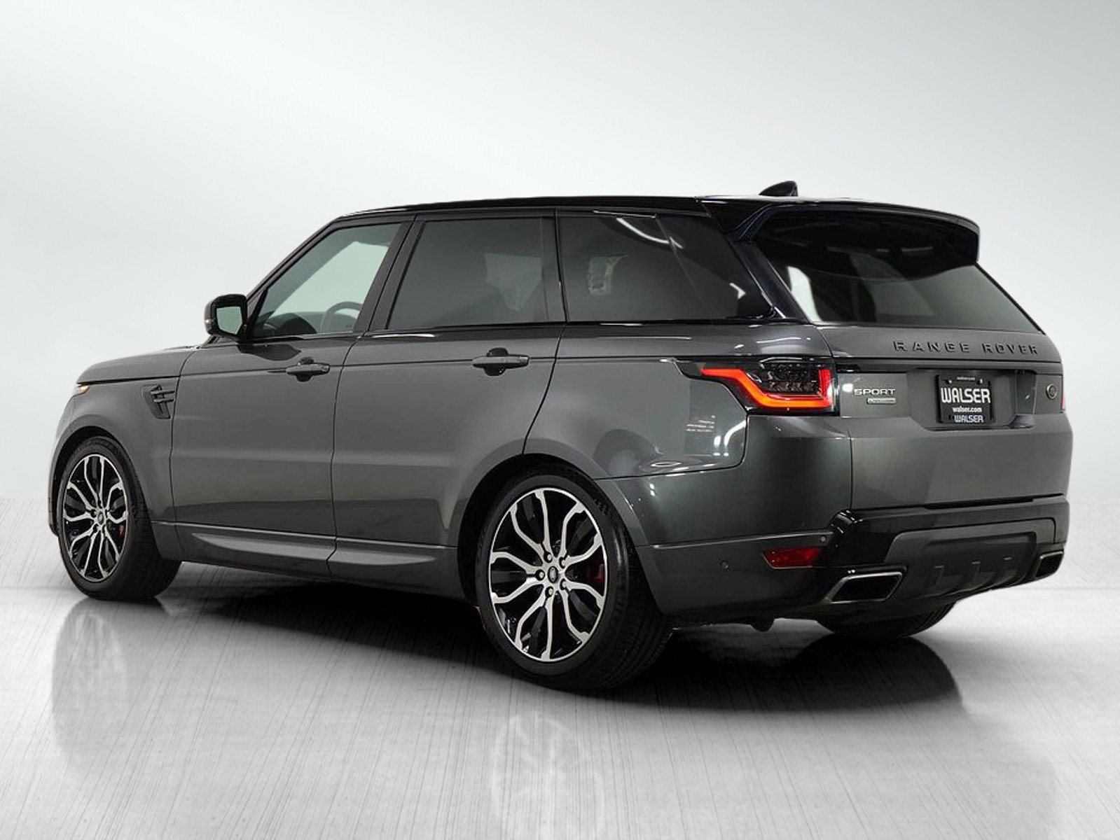 2018 Land Rover Range Rover Sport Supercharged Dynamic photo 3
