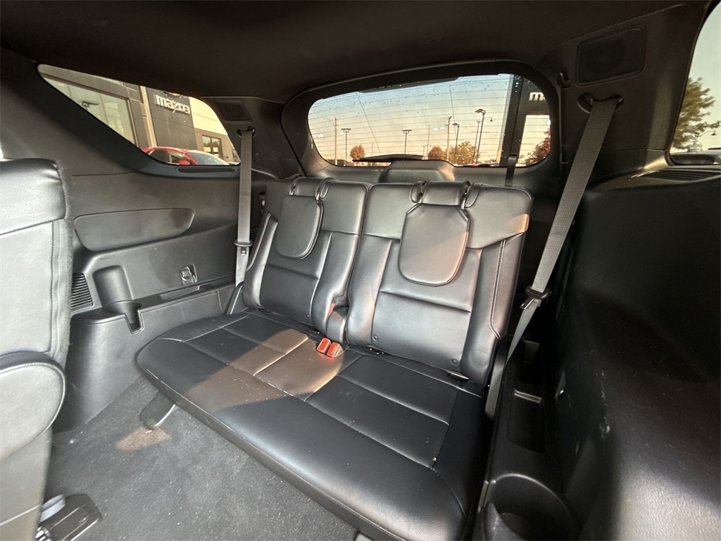 2020 Ford Explorer ST photo 22
