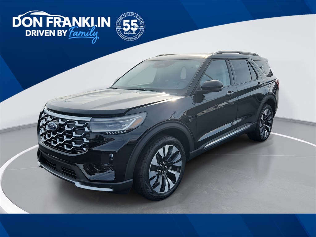 2026 Ford Explorer Platinum's photo