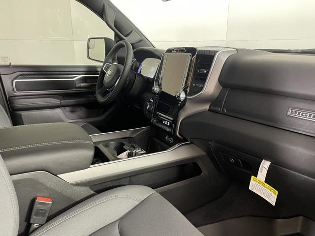 2025 Ram 1500 Big Horn photo 9