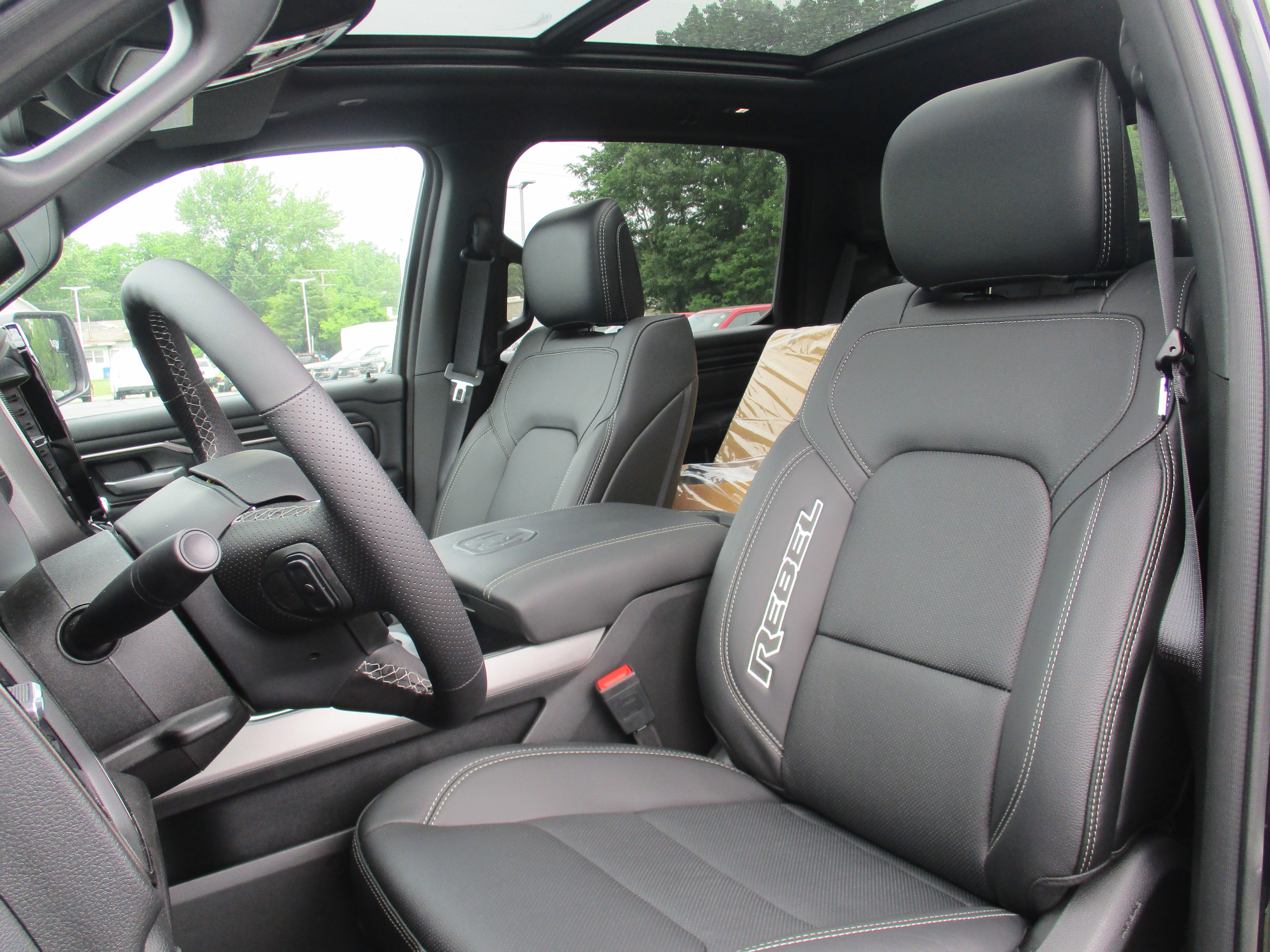 2025 Ram 1500 Rebel photo 25