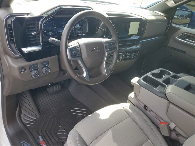 2024 Chevrolet Silverado 1500 RST photo 6