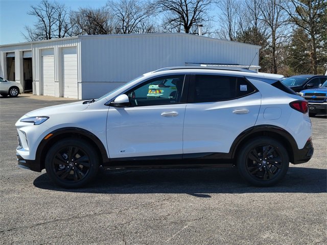 2025 Buick Encore GX Sport Touring photo 7