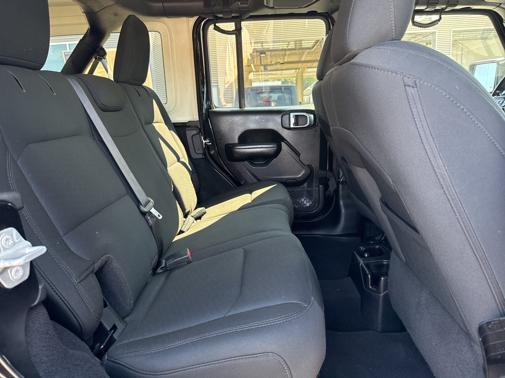2019 Jeep Wrangler Unlimited Sport S photo 21