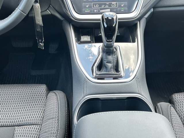 2025 Subaru Outback Premium photo 19