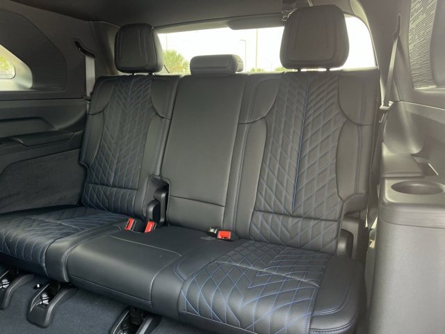2025 Cadillac Escalade IQ Sport photo 22