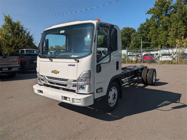 2024 Chevrolet Silverado 4500HD photo 4