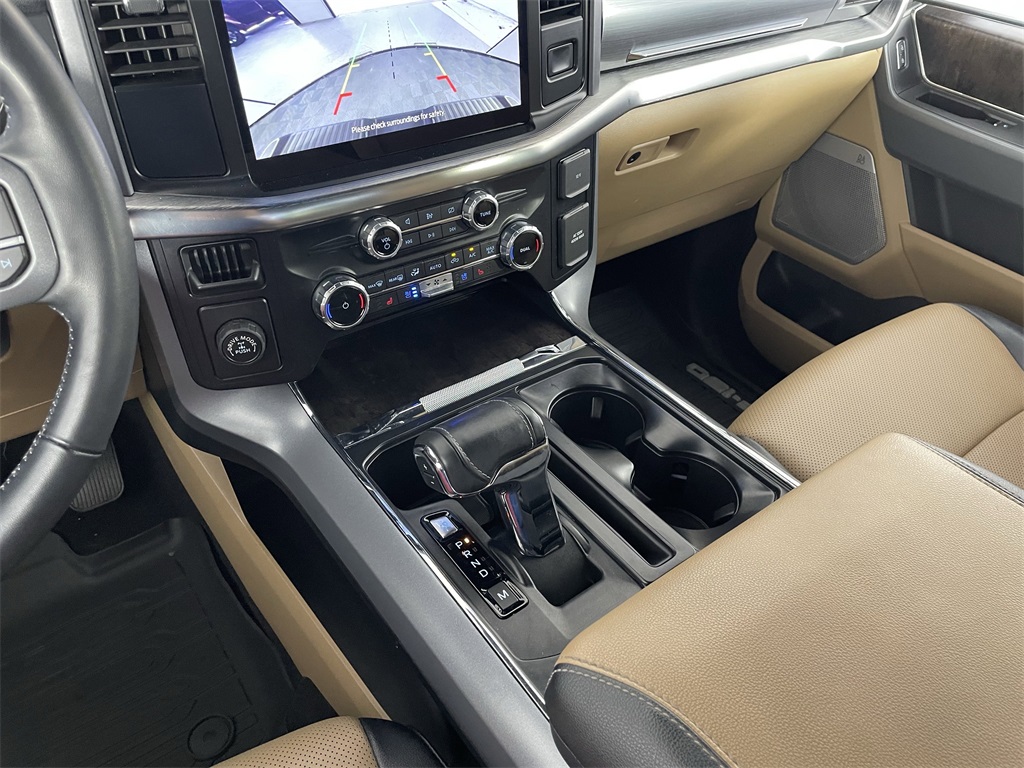 2023 Ford F-150 Lariat photo 29