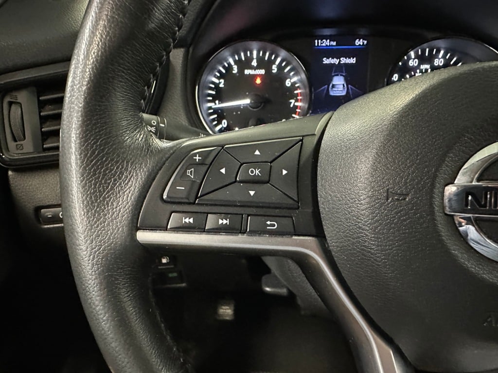 2018 Nissan Rogue SV photo 7